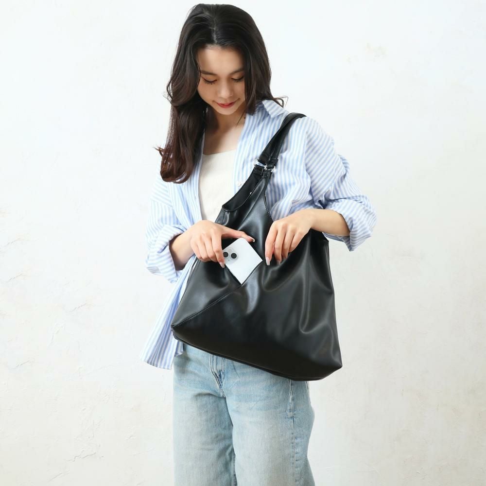 合皮VカットA4トート aristellaの商品ページ|ポルカポルカ
