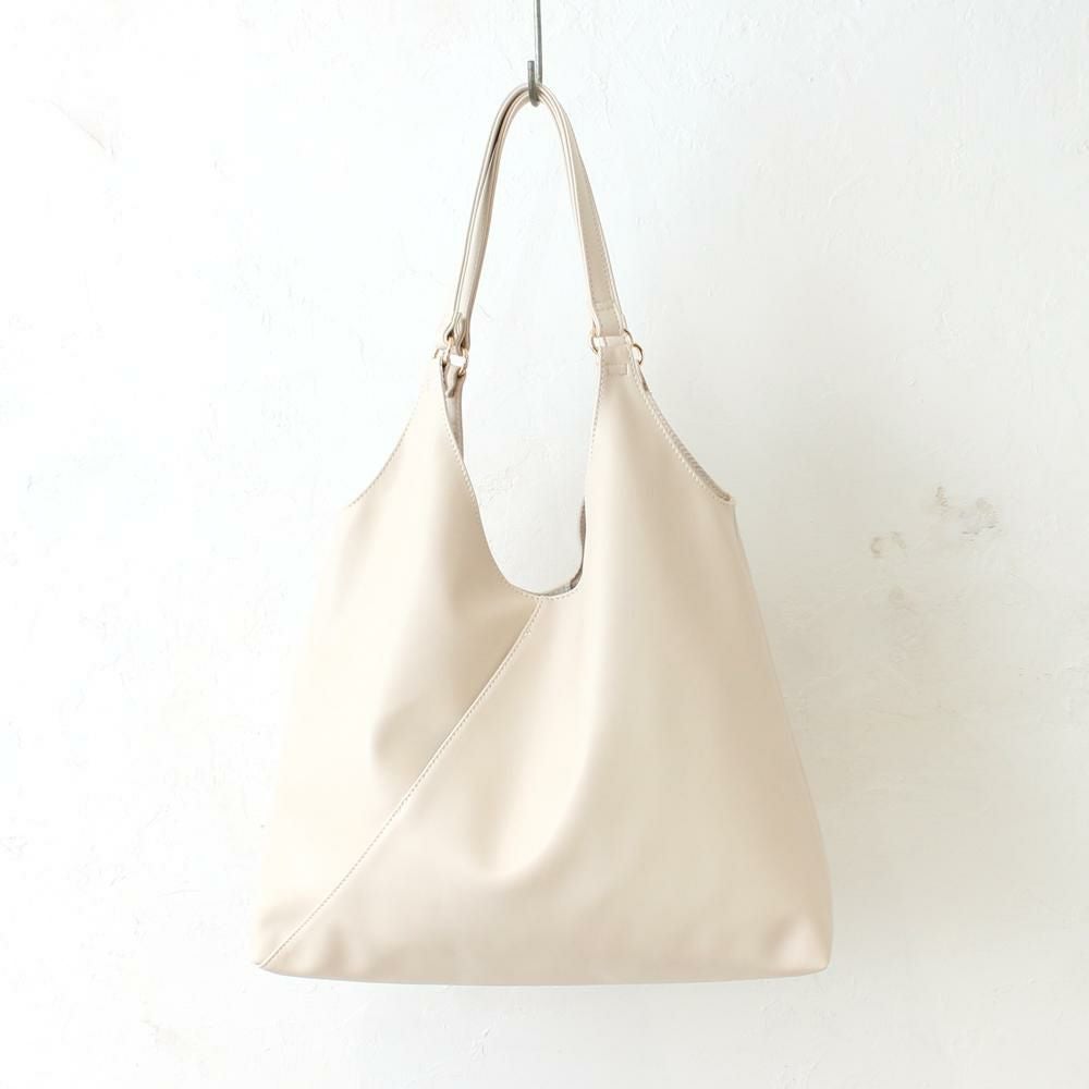 合皮VカットA4トート aristellaの商品ページ|ポルカポルカ