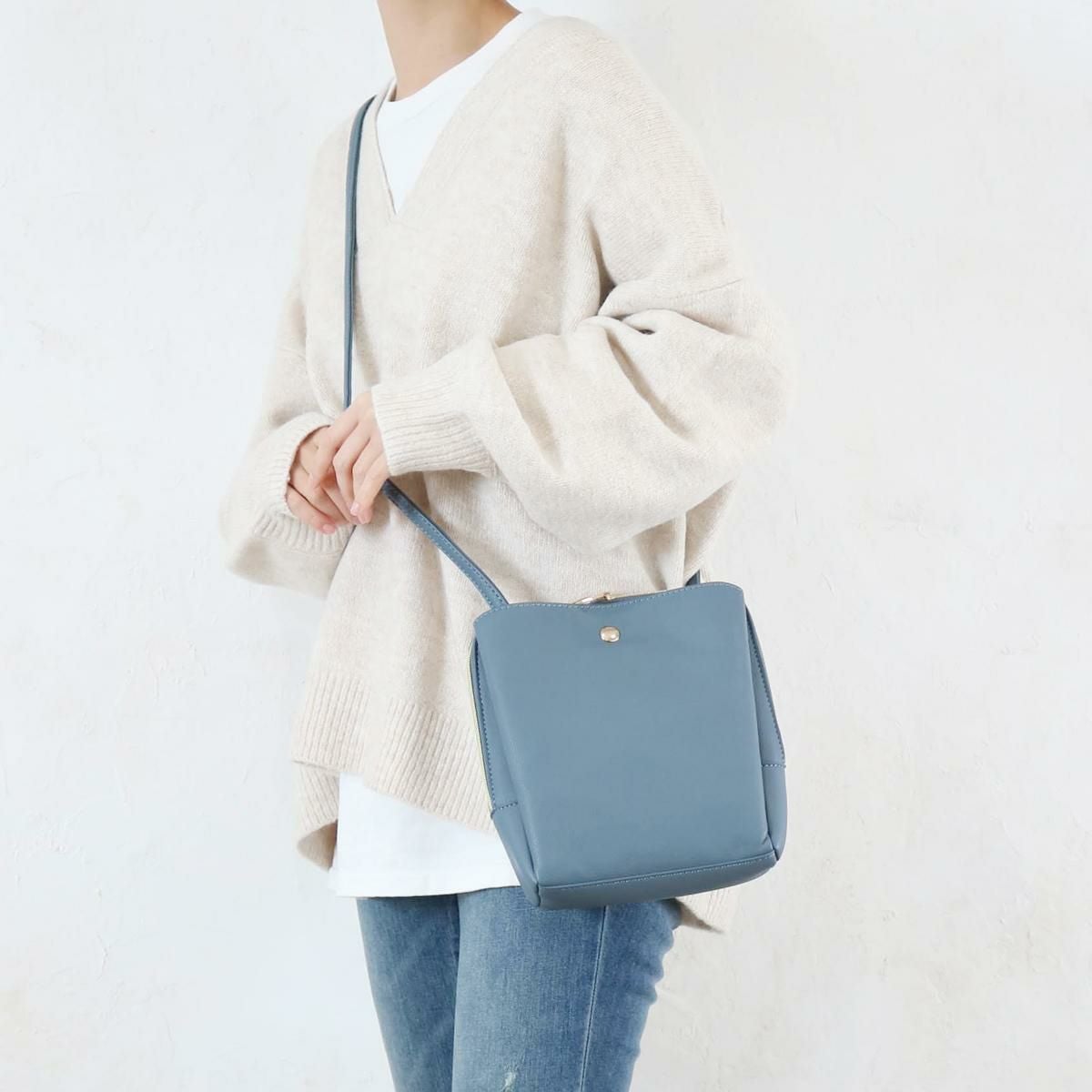 合皮3層軽量ショルダー aristellaの商品ページ|ポルカポルカ