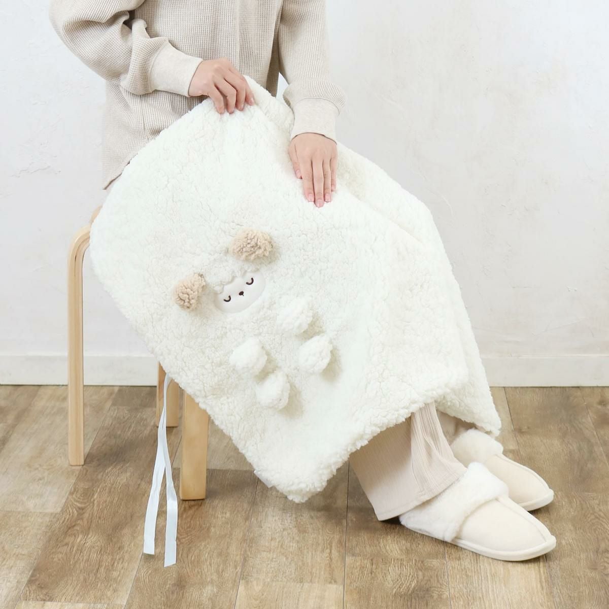 モコモコくるくるアニマルひざ掛けの商品ページ|ポルカポルカ