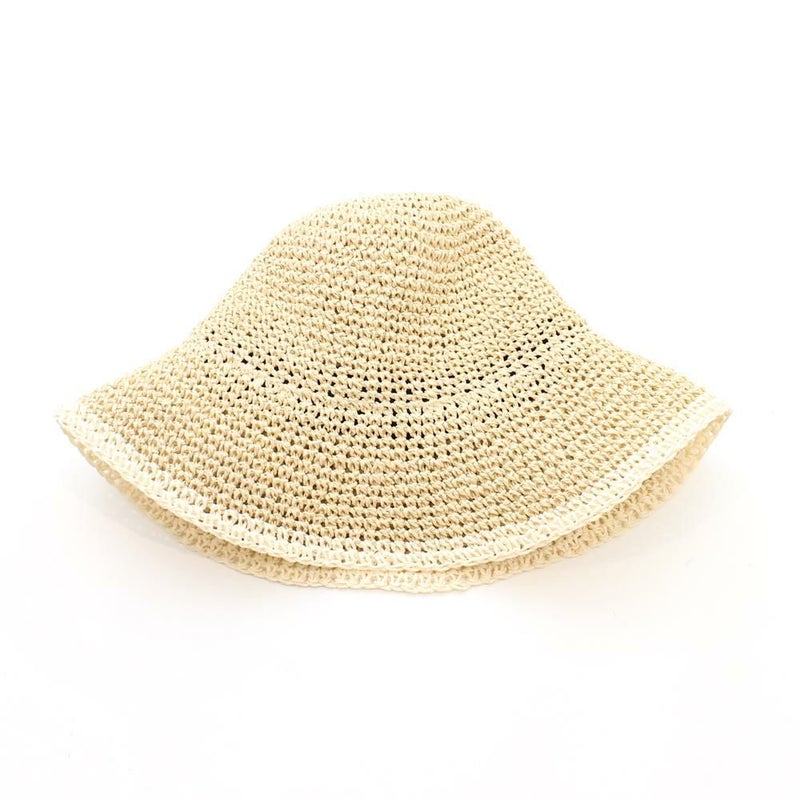 ライトベージュ