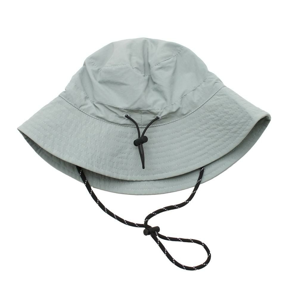 ライトグリーン