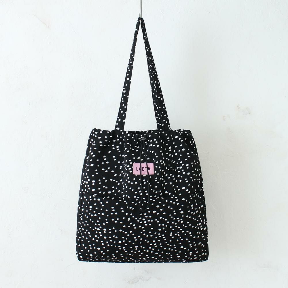 ドット/ブラック