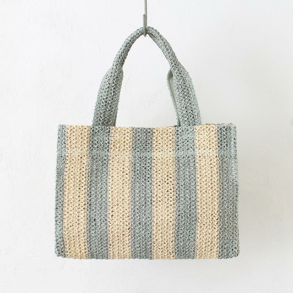 セージグリーン×ライトベージュ