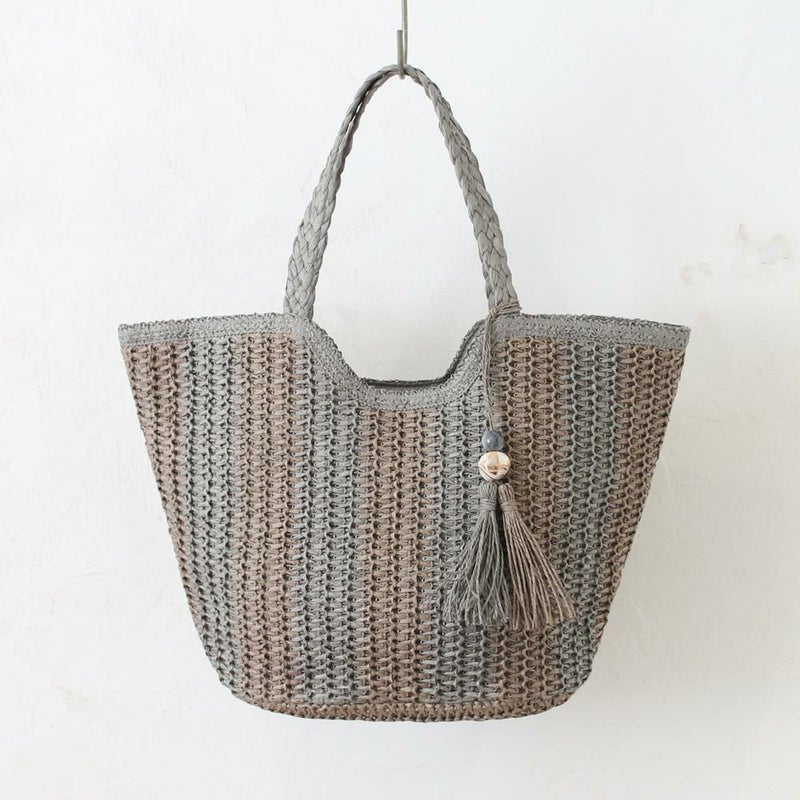 グレージュ×グレイ