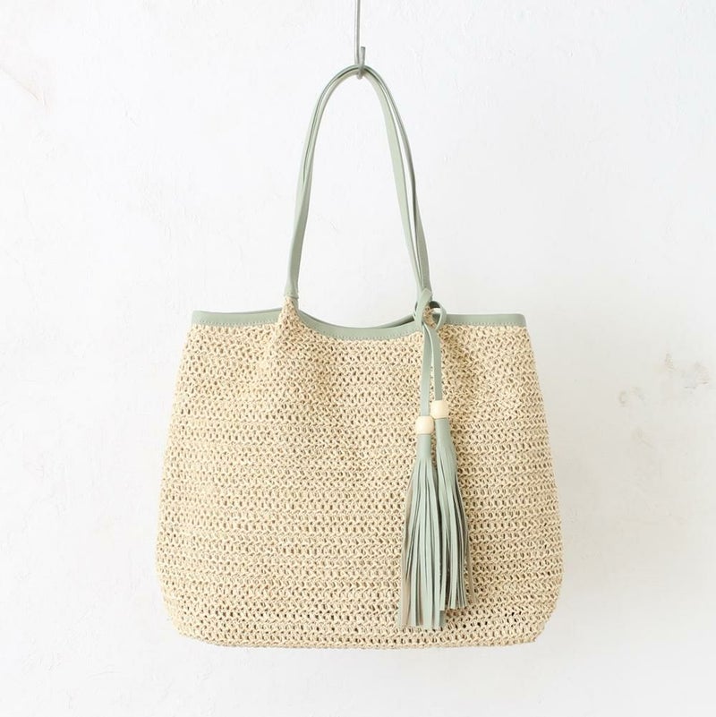 ライトベージュ×セージグリーン