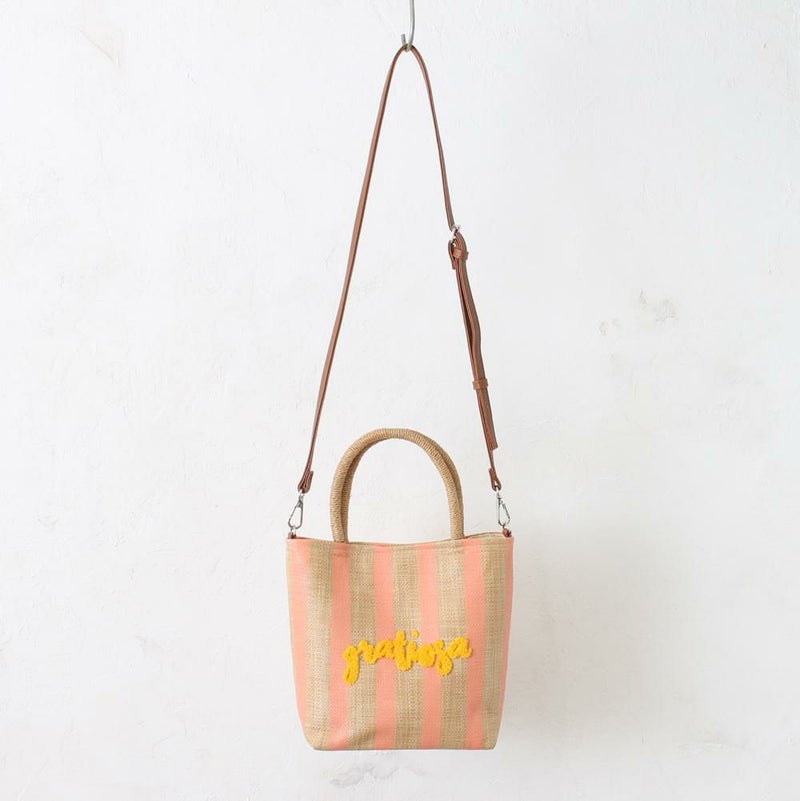 スモーキーピンク