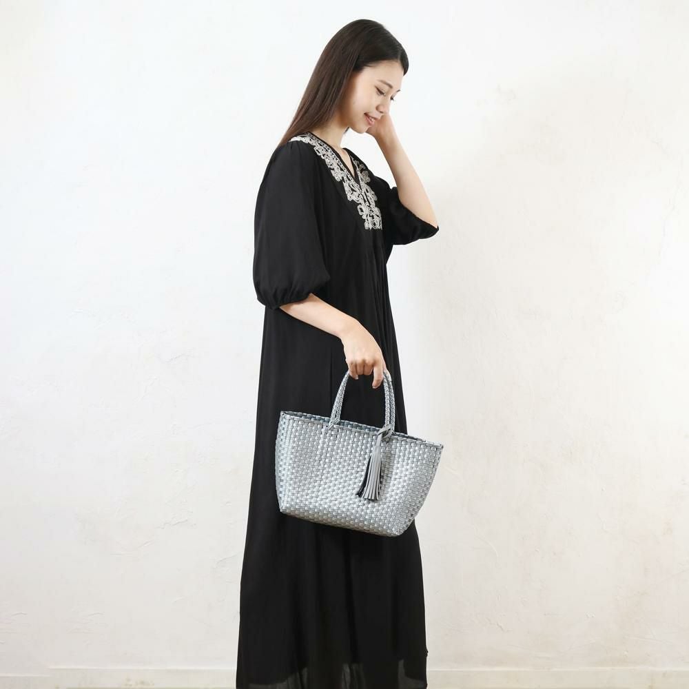 雑材タッセル付きメルカドバッグ aristellaの商品ページ|ポルカポルカ