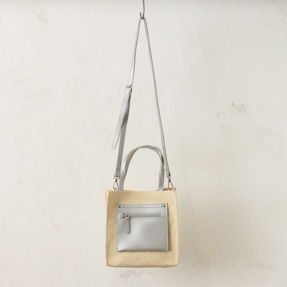 ライトベージュ×シルバー