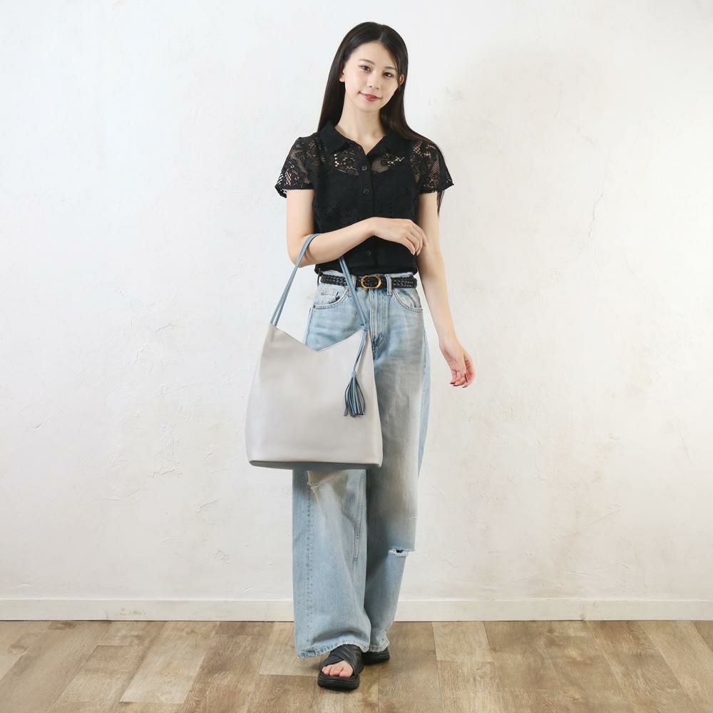 バイカラータッセルVカットトート aristellaの商品ページ|ポルカポルカ