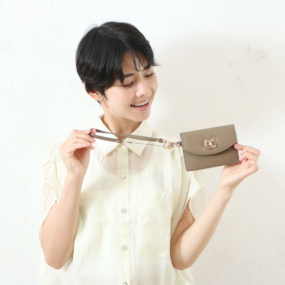 catツイストロックパスケースの商品ページ|ポルカポルカ