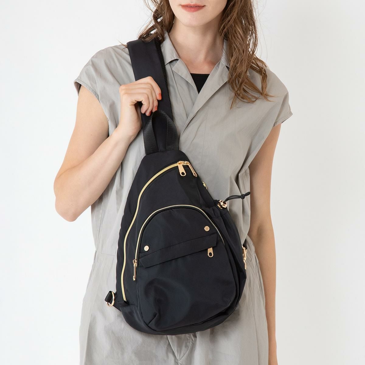 e.e.p.withable多機能ボディバッグ aristellaの商品ページ|ポルカポルカ