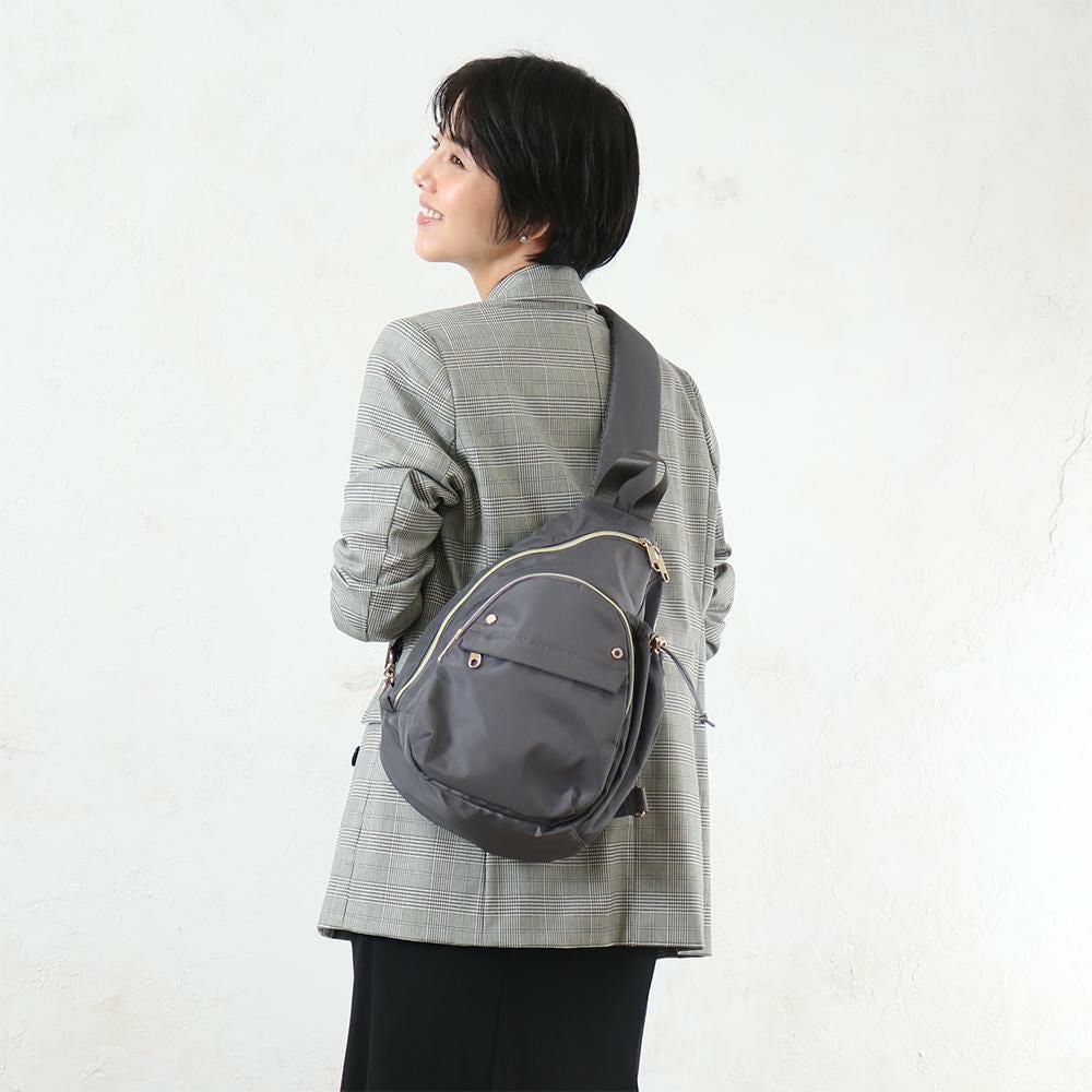 e.e.p.withable多機能ボディバッグ aristellaの商品ページ|ポルカポルカ