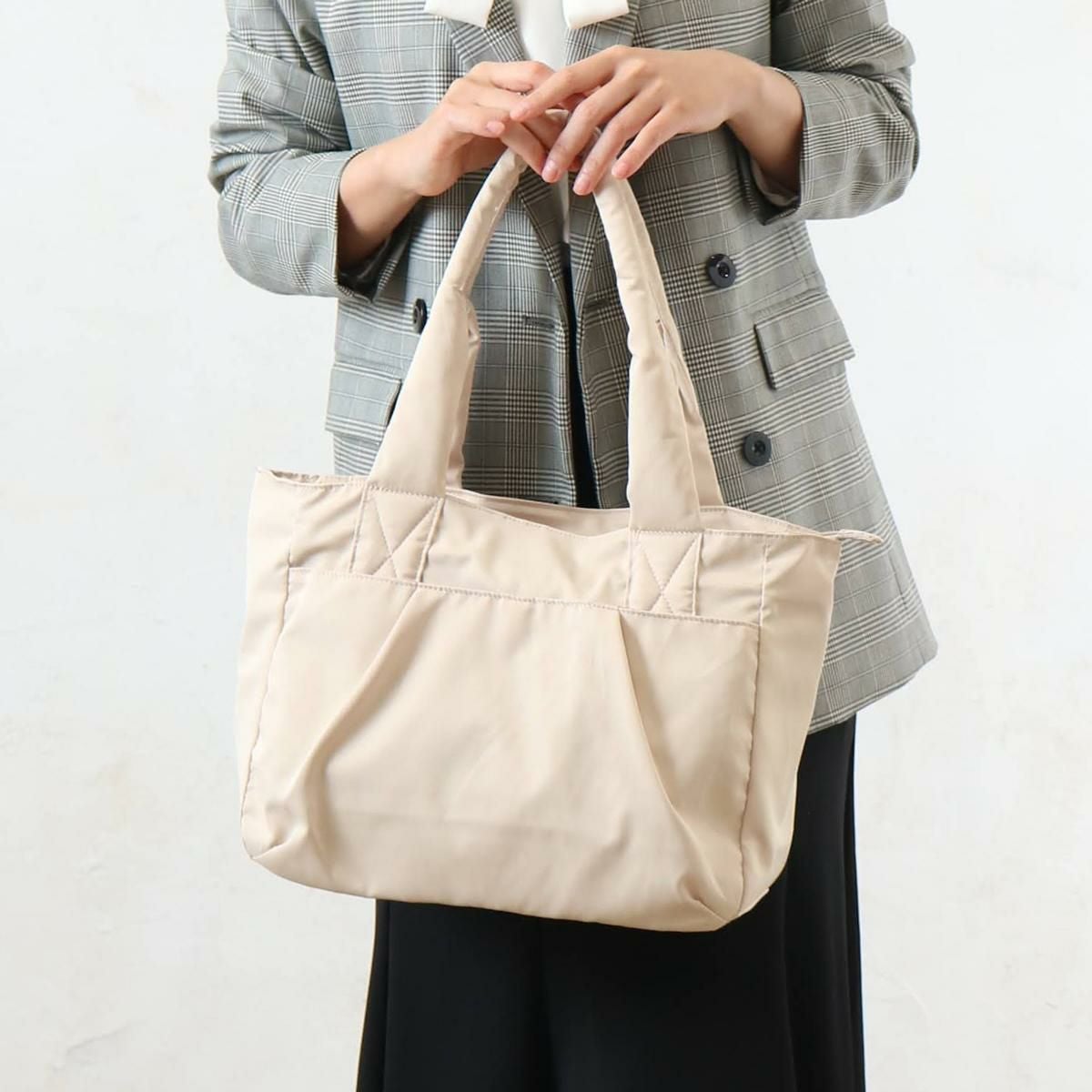 ウッドチャーム付きトート aristellaの商品ページ|ポルカポルカ