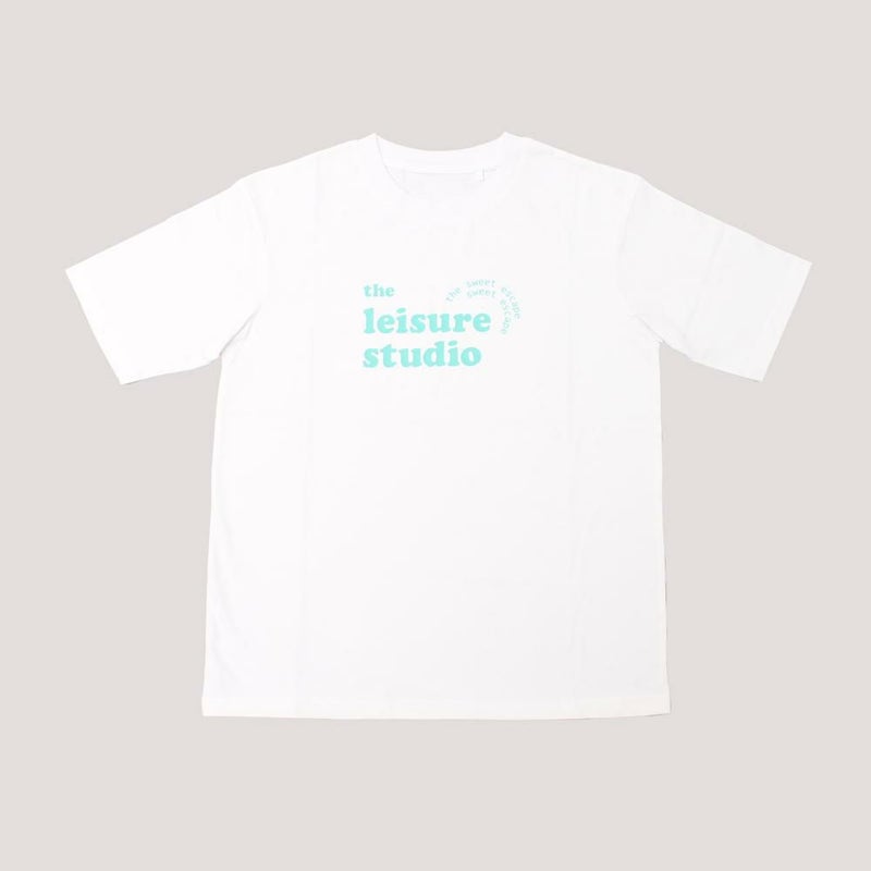 レジャーホワイト